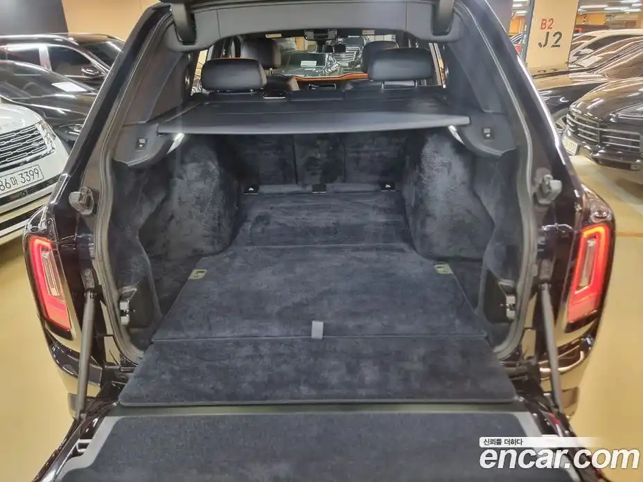 Rolls-Royce Cullinan 2021 6.7 Автомат в Москве № 387501, фото 13