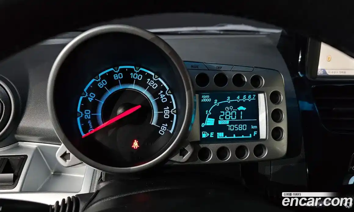 Chevrolet Spark 2013 1.0 Автомат в Москве № 389837, фото 8