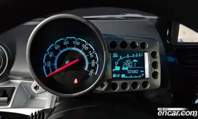 Chevrolet Spark 2013 1.0 Автомат в Москве № 389837, миниатюра 8