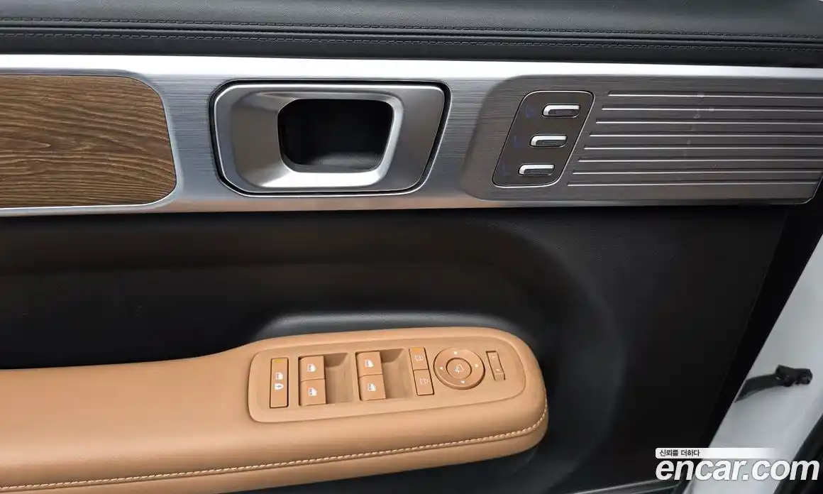 Hyundai Santa Fe 2024 1.6 Автомат в Москве № 396049, фото 18