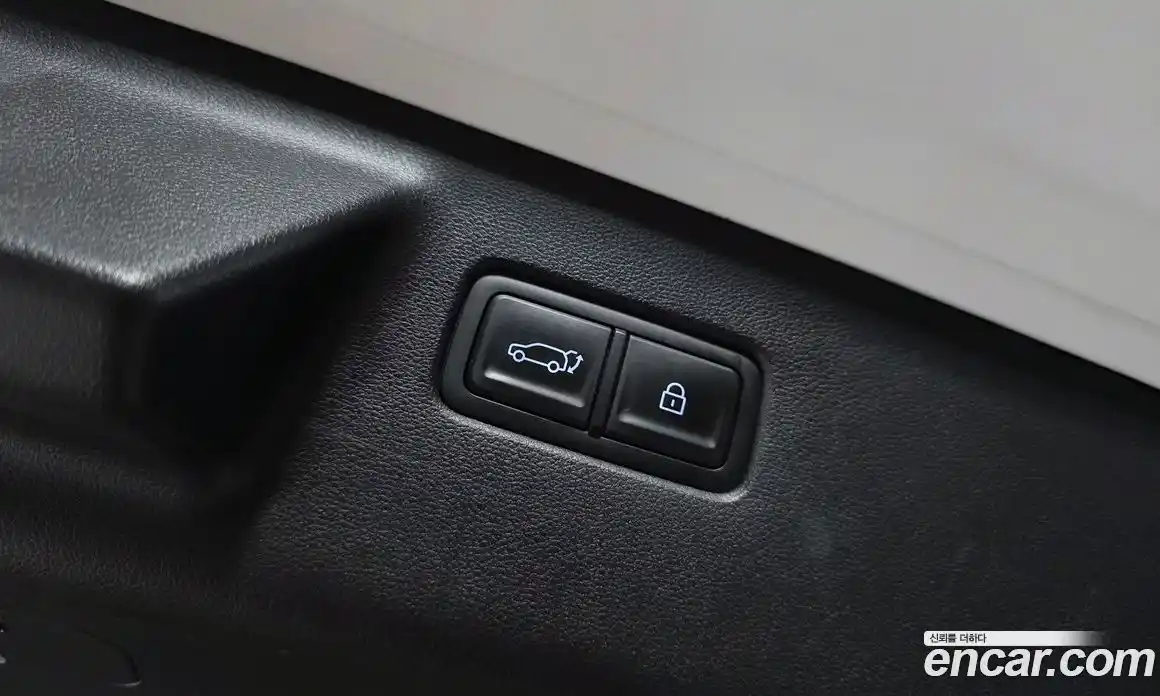 Hyundai Santa Fe 2024 1.6 Автомат в Москве № 396049, фото 20