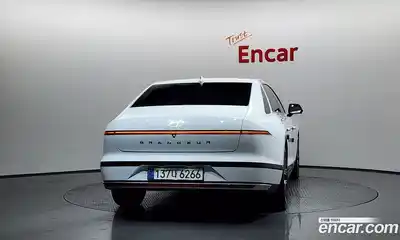 Hyundai Grandeur 2024 2.5 Автомат в Москве № 396084, миниатюра 3