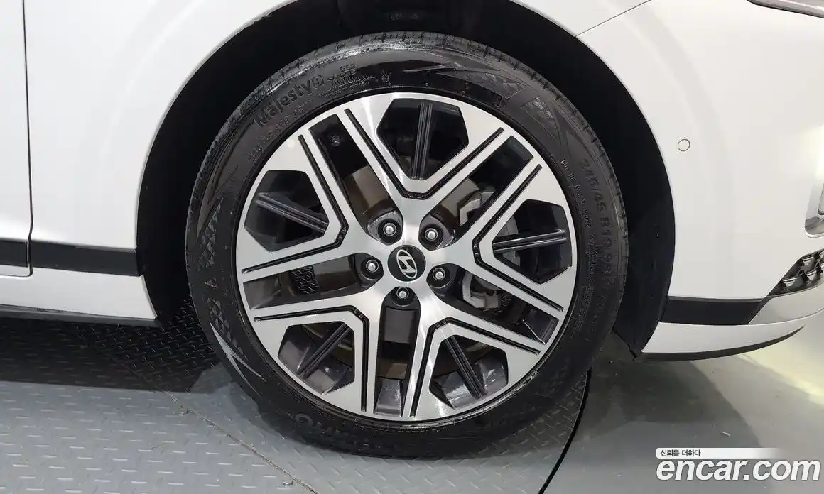 Hyundai Grandeur 2024 2.5 Автомат в Москве № 396084, фото 4