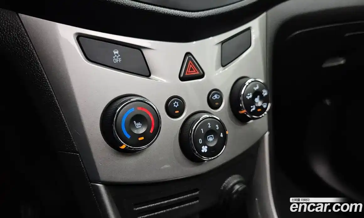 Chevrolet Trax 2014 1.4 Автомат в Москве № 39634, фото 20