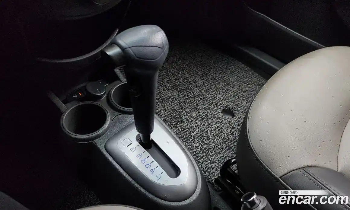 Chevrolet Spark 2012 1.0 Автомат в Москве № 39974, фото 16