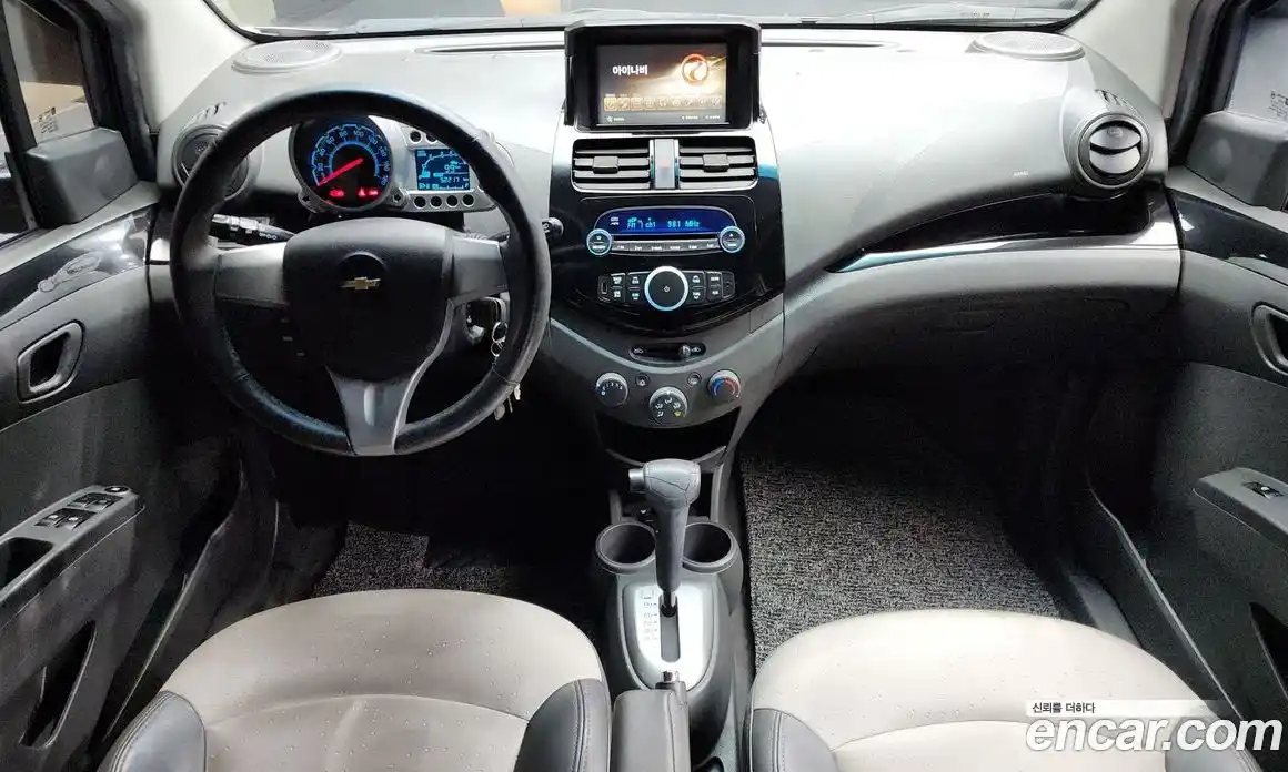 Chevrolet Spark 2012 1.0 Автомат в Москве № 39974, фото 17