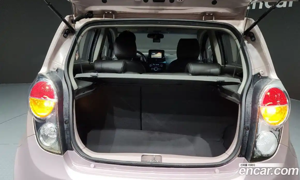 Chevrolet Spark 2012 1.0 Автомат в Москве № 39974, фото 20