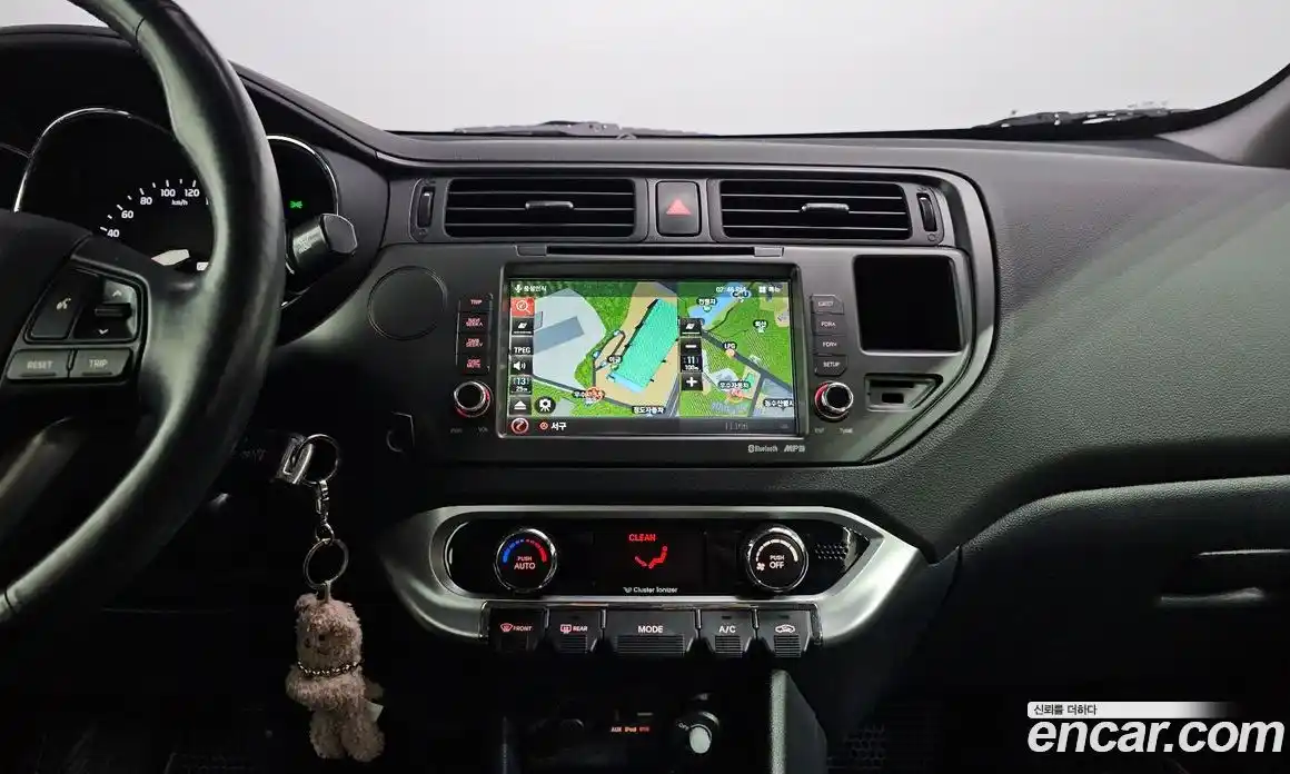 Kia Pride 2014 1.4 Автомат в Москве № 402417, фото 15