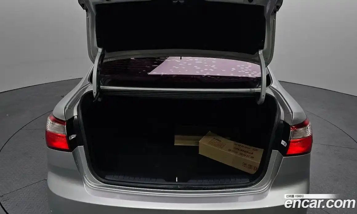 Kia Pride 2014 1.4 Автомат в Москве № 402417, фото 20