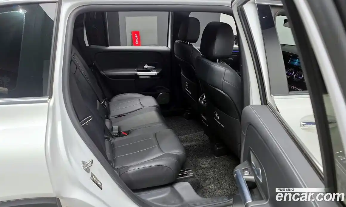 Mercedes-Benz GLB-Class 2023 1.9 Автомат в Москве № 412123, фото 12