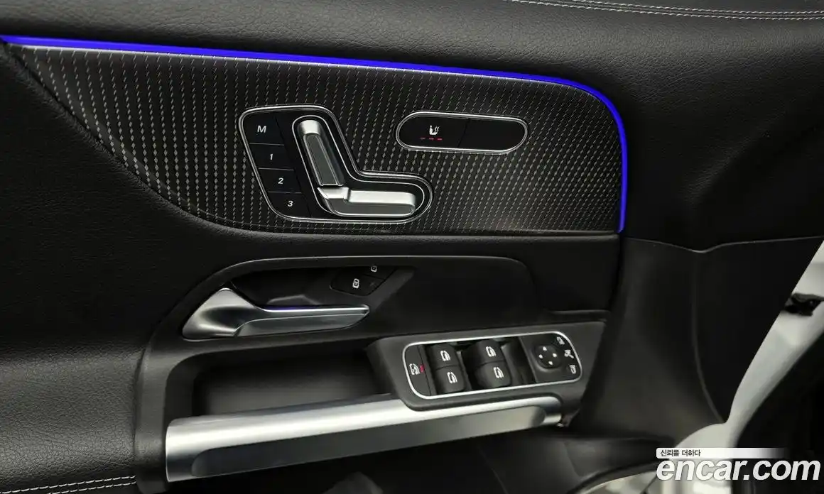 Mercedes-Benz GLB-Class 2023 1.9 Автомат в Москве № 412123, фото 17