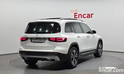 Mercedes-Benz GLB-Class 2023 1.9 Автомат в Москве № 412123, миниатюра 2