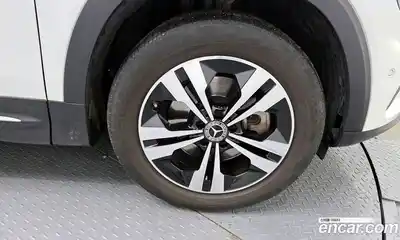 Mercedes-Benz GLB-Class 2023 1.9 Автомат в Москве № 412123, миниатюра 5