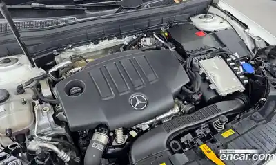 Mercedes-Benz GLB-Class 2023 1.9 Автомат в Москве № 412123, миниатюра 6