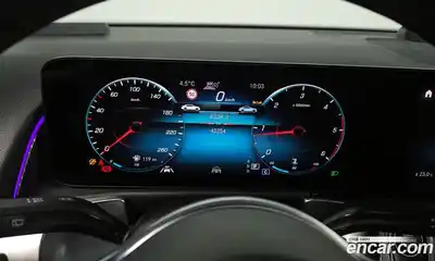 Mercedes-Benz GLB-Class 2023 1.9 Автомат в Москве № 412123, миниатюра 8