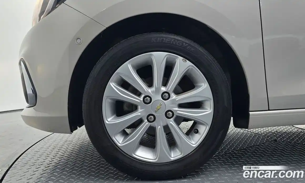 Chevrolet Spark 2016 1.0 Автомат в Москве № 42249, фото 18