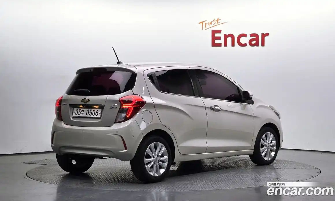 Chevrolet Spark 2016 1.0 Автомат в Москве № 42249, фото 20