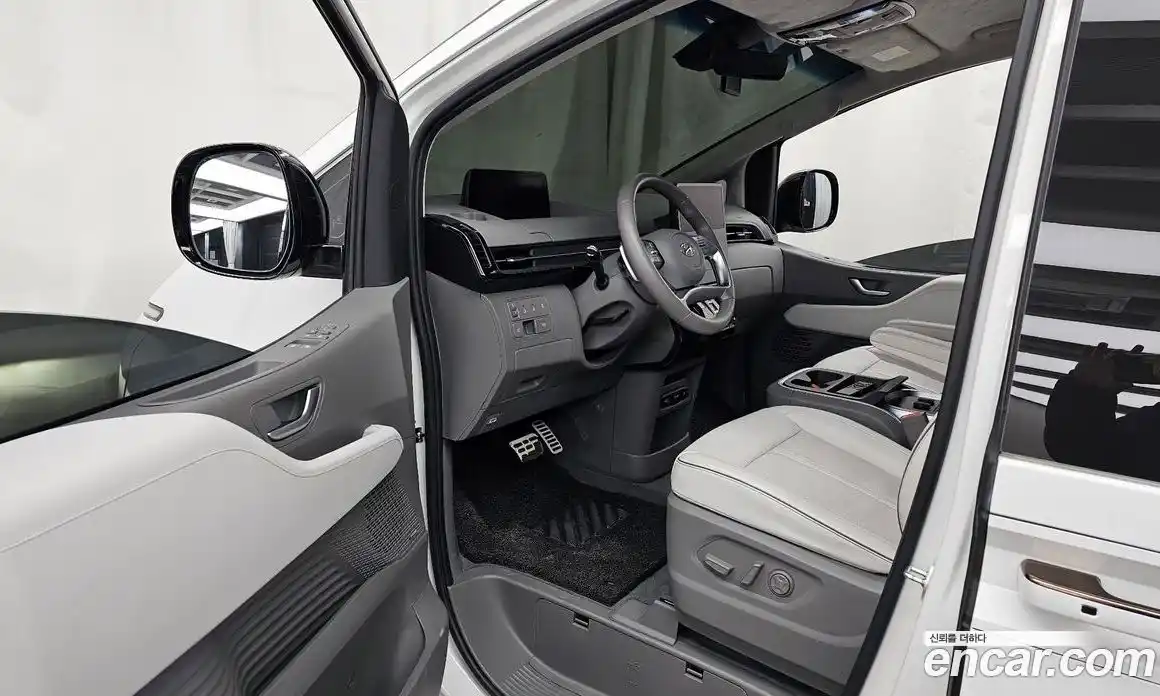 Hyundai Staria 2023 2.2 Автомат в Москве № 46198, фото 15