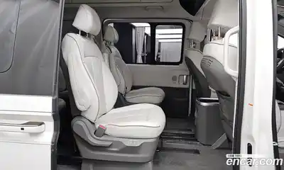 Hyundai Staria 2023 2.2 Автомат в Москве № 46198, миниатюра 5