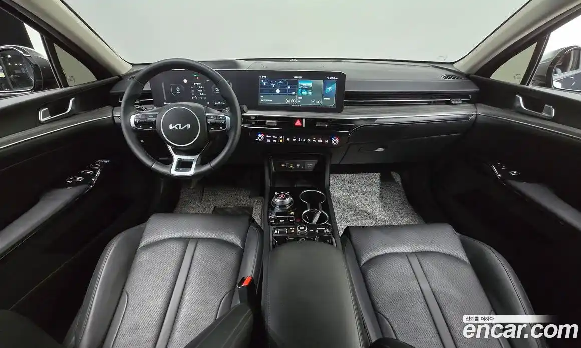 Kia K5 2024 2.0 Автомат в Москве № 53096, фото 14