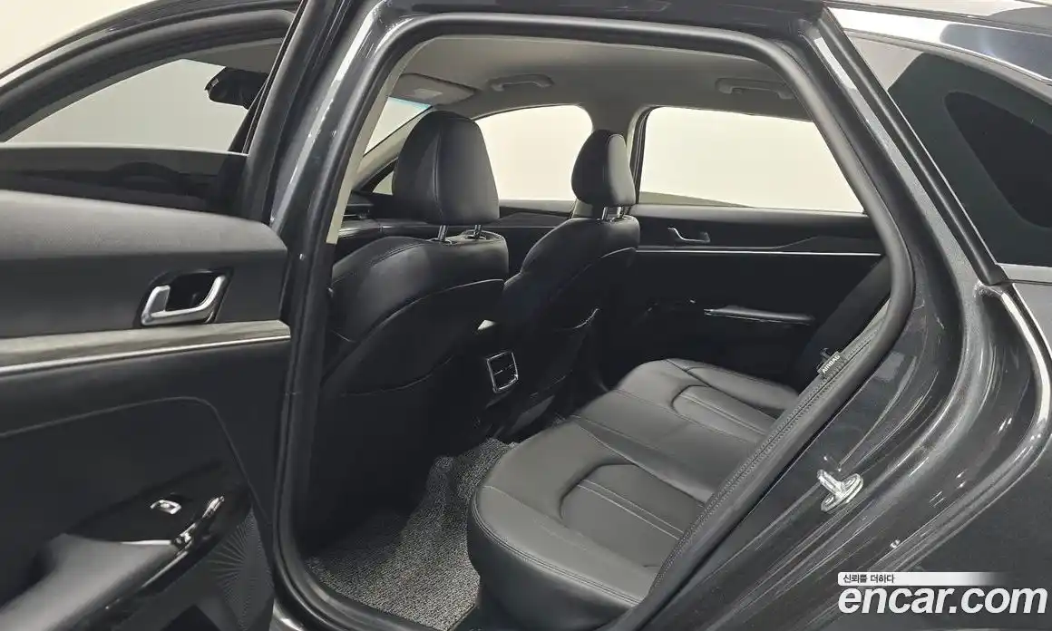 Kia K5 2024 2.0 Автомат в Москве № 53096, фото 15