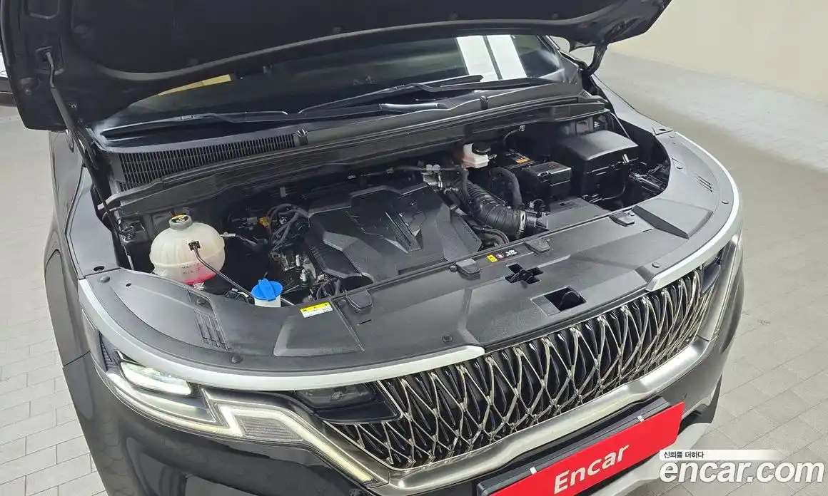 Kia Canival 2023 3.5 Автомат в Москве № 55218, фото 13