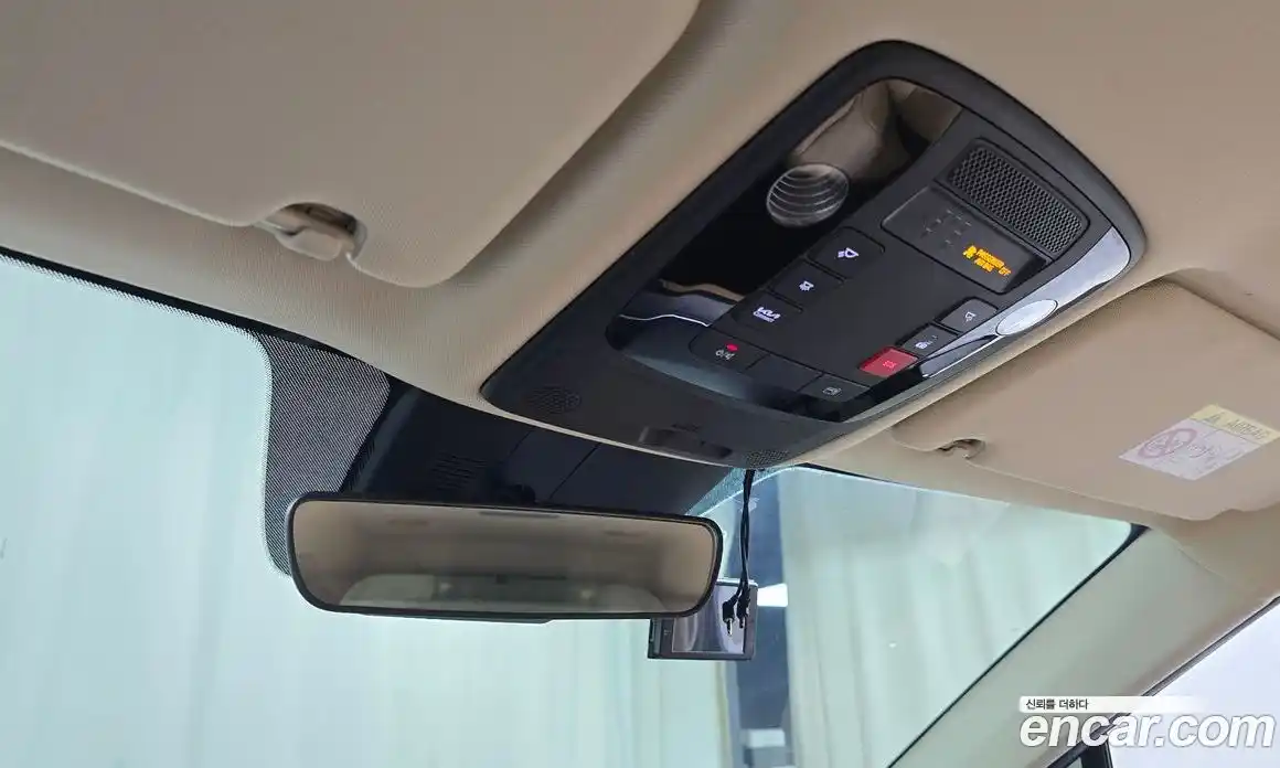 Kia Canival 2023 3.5 Автомат в Москве № 55218, фото 16