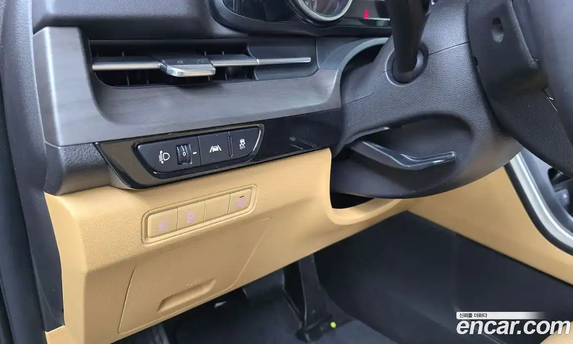 Kia Canival 2023 3.5 Автомат в Москве № 55218, фото 18