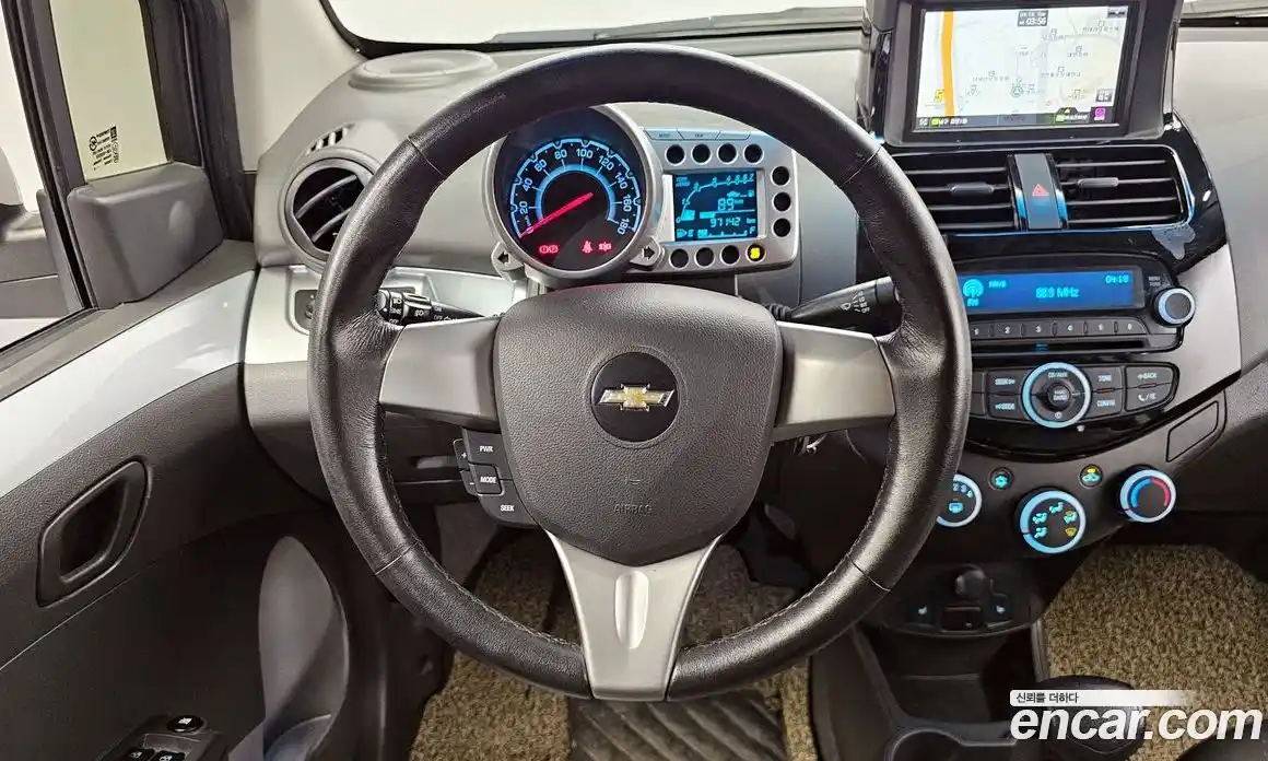 Chevrolet Spark 2013 1.0 Автомат в Москве № 66304, фото 13