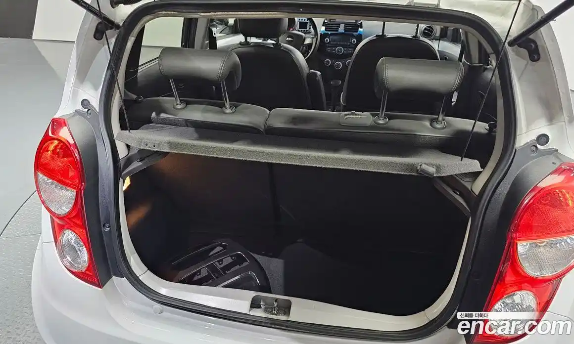 Chevrolet Spark 2013 1.0 Автомат в Москве № 66304, фото 20