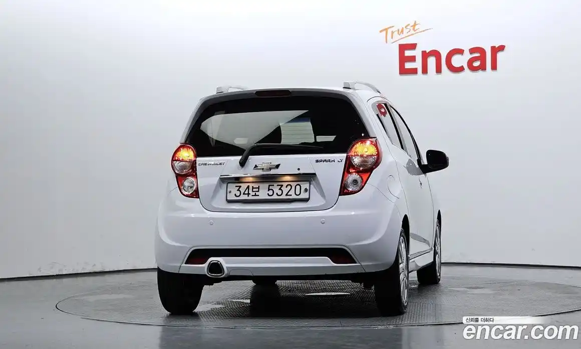 Chevrolet Spark 2013 1.0 Автомат в Москве № 66304, фото 4