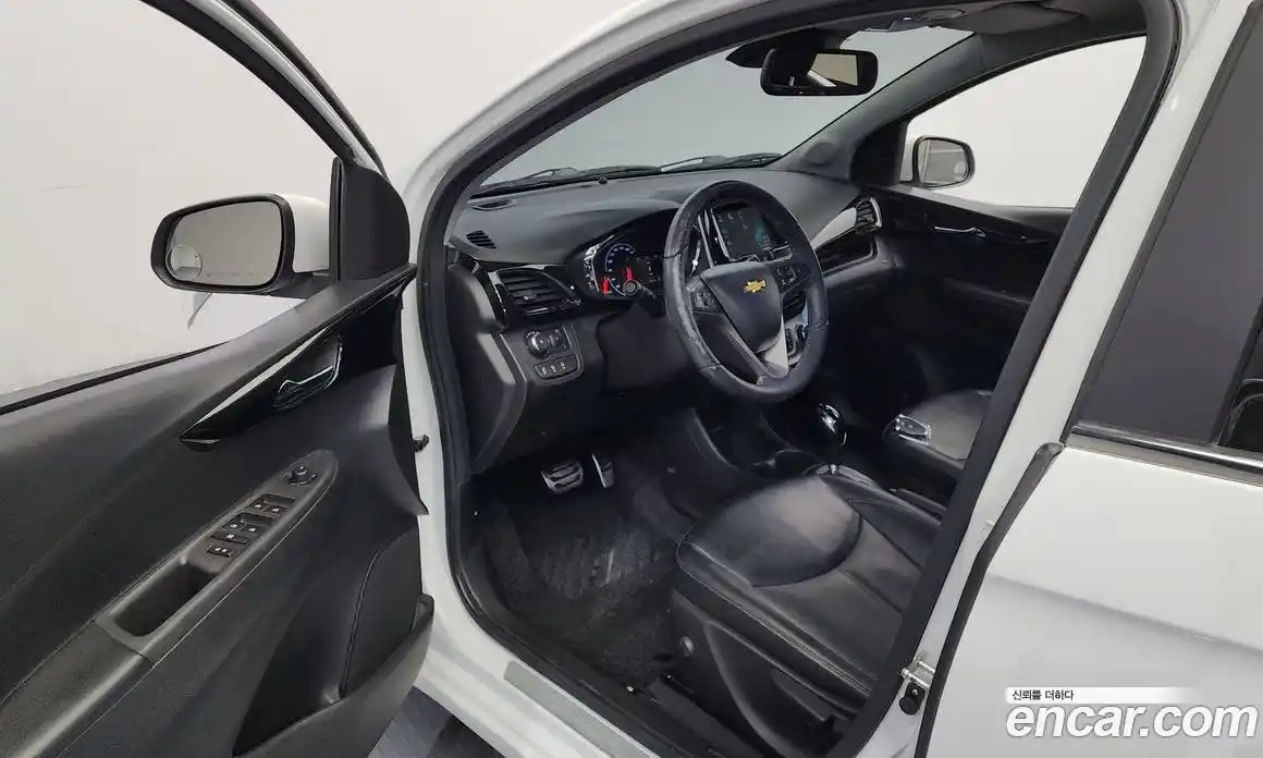 Chevrolet Spark 2016 1.0 Автомат в Москве № 94081, фото 12