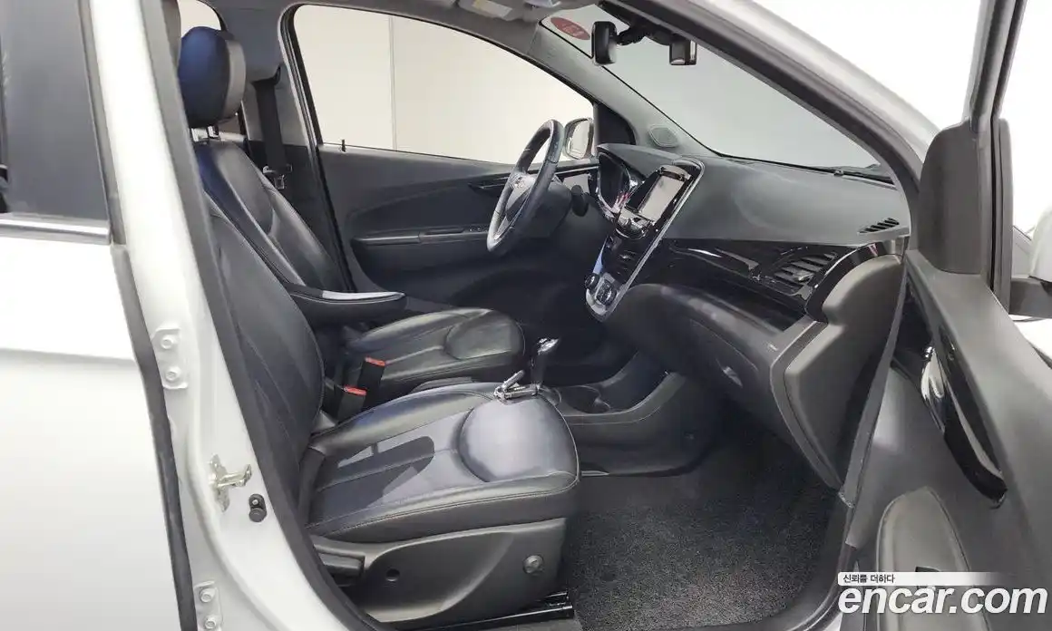 Chevrolet Spark 2016 1.0 Автомат в Москве № 94081, фото 3