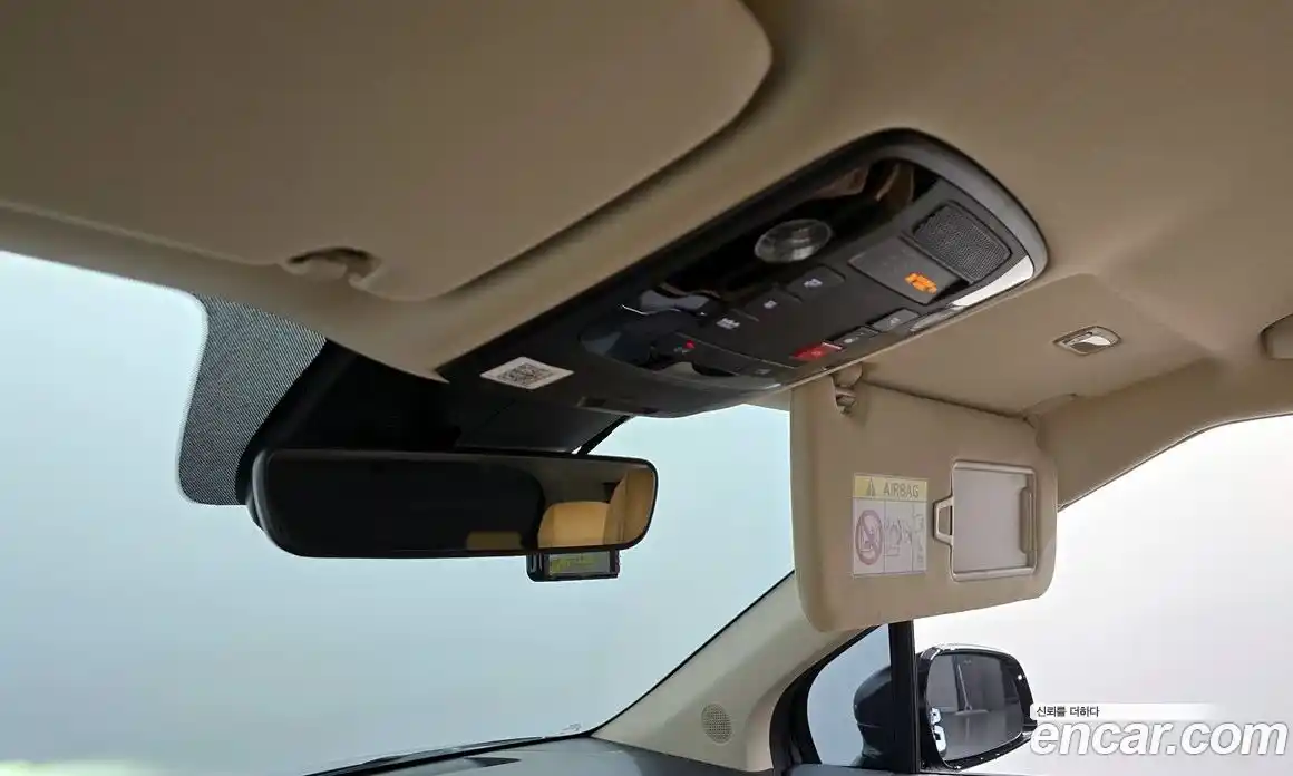 Kia Canival 2023 3.5 Автомат в Москве № 95907, фото 18