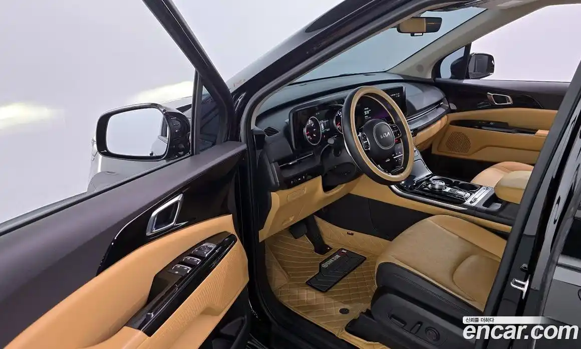 Kia Canival 2023 3.5 Автомат в Москве № 95907, фото 10