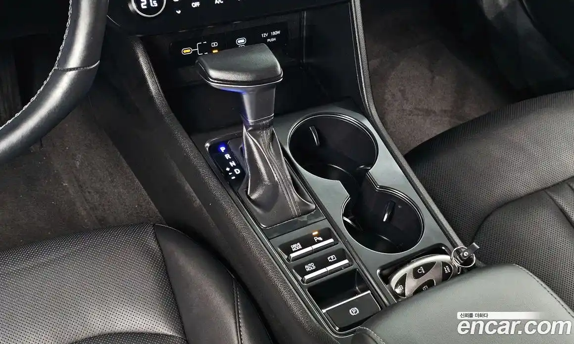 Hyundai Sonata 2024 2.0 Автомат в Москве № 10341, фото 13