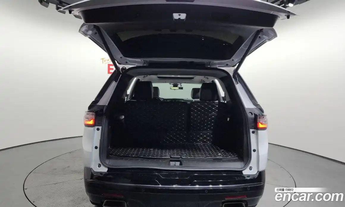 Chevrolet Traverse 2021 3.6 Автомат в Москве № 104271, фото 6