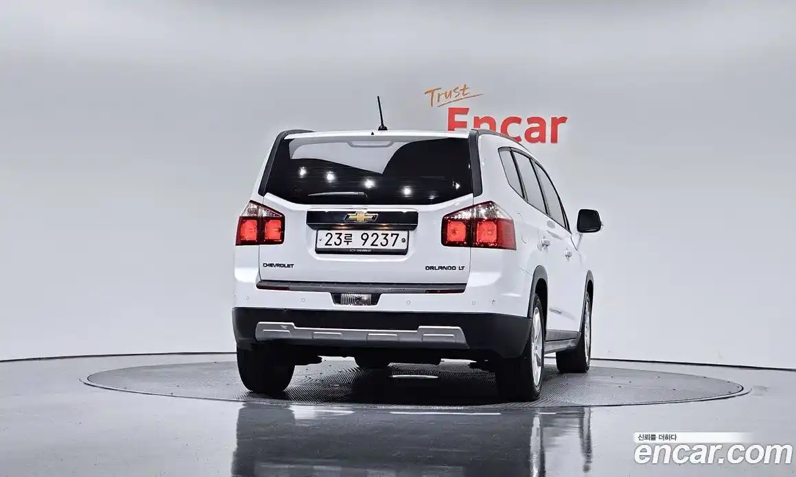 Chevrolet Orlando 2014 2.0 Автомат в Москве № 104765, фото 3