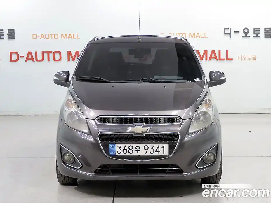 Chevrolet Spark 2015 1.0 Автомат в Москве № 104984, фото 2