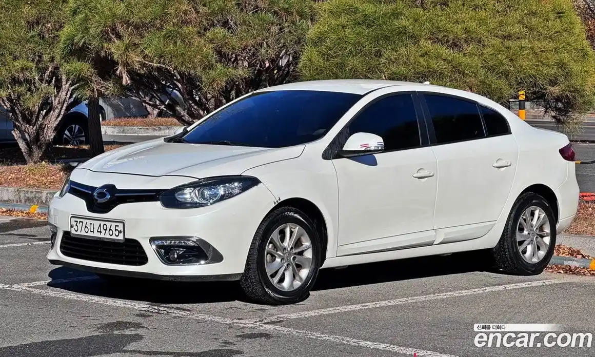 Renault SM3 2016 1.6 Автомат в Москве № 106118, фото 1