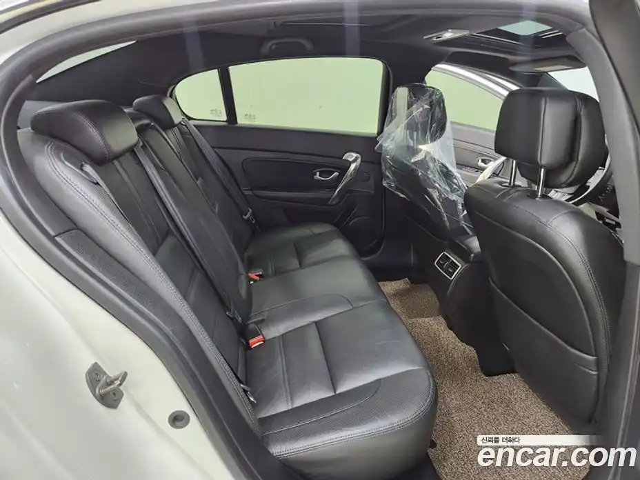 Renault SM5 2015 2.0 Автомат в Москве № 107104, фото 16