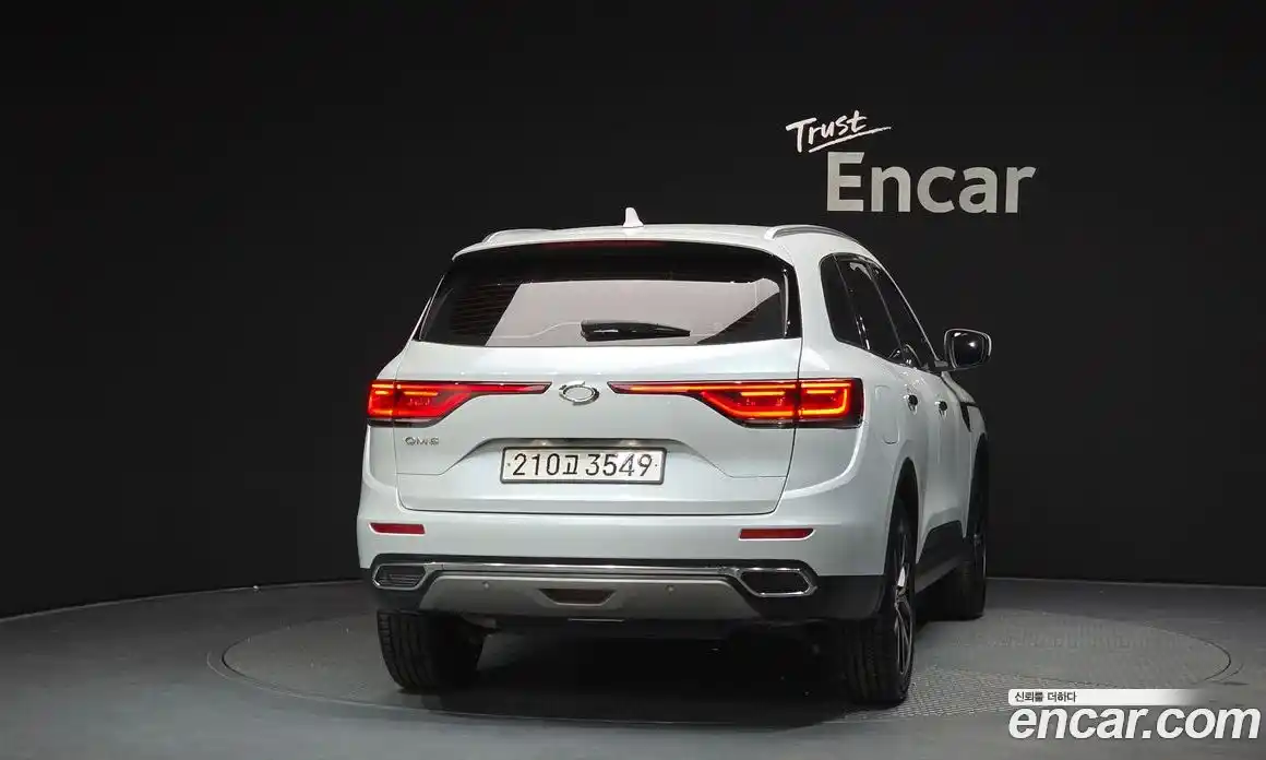 Renault QM6 2023 2.0 Автомат в Москве № 107421, фото 13