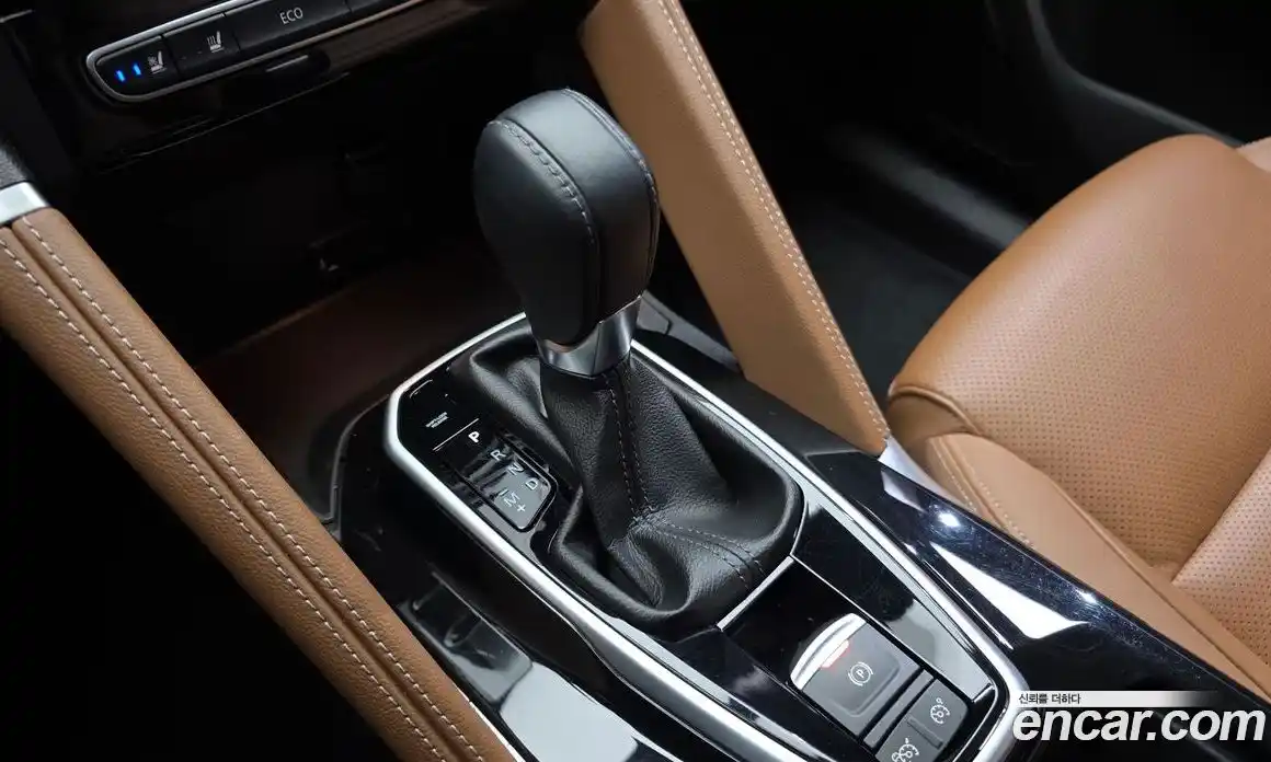 Renault QM6 2023 2.0 Автомат в Москве № 107421, фото 16