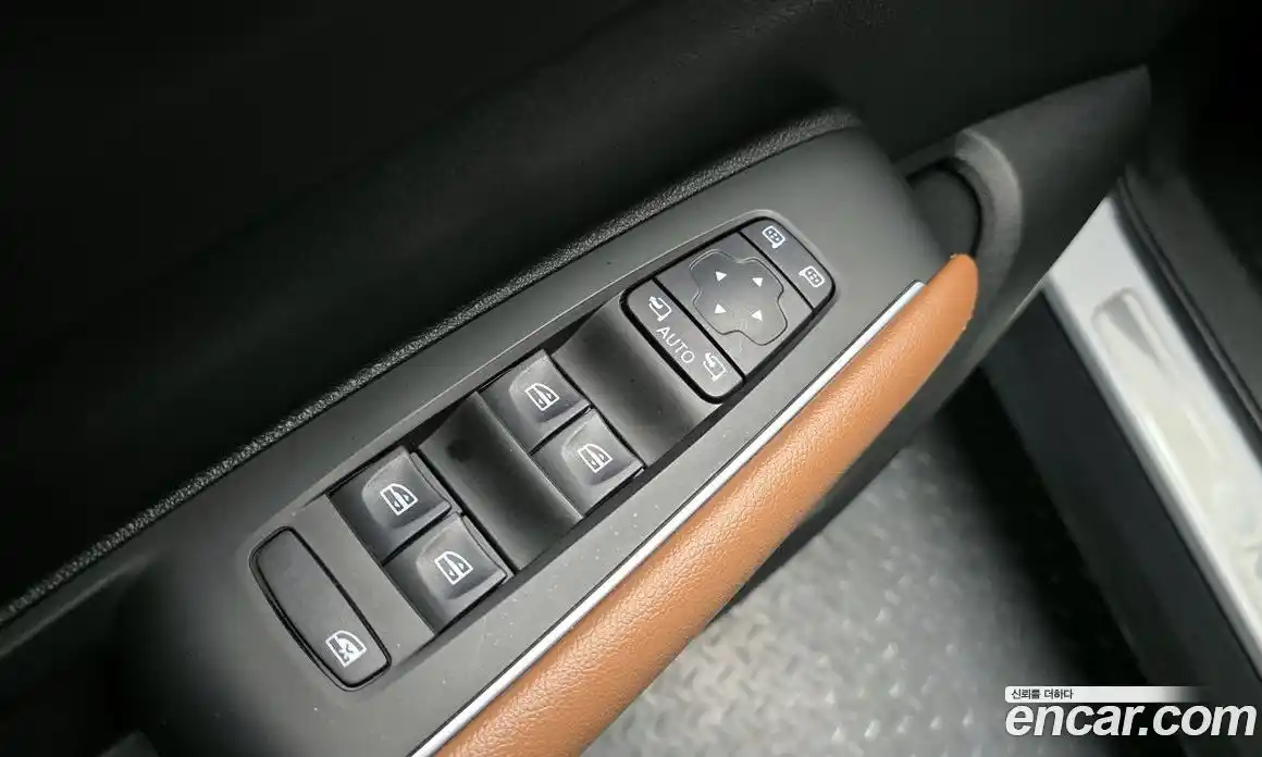 Renault QM6 2023 2.0 Автомат в Москве № 107421, фото 17