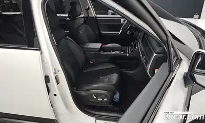 Hyundai Santa Fe 2024 1.6 Автомат в Москве № 108133, миниатюра 6