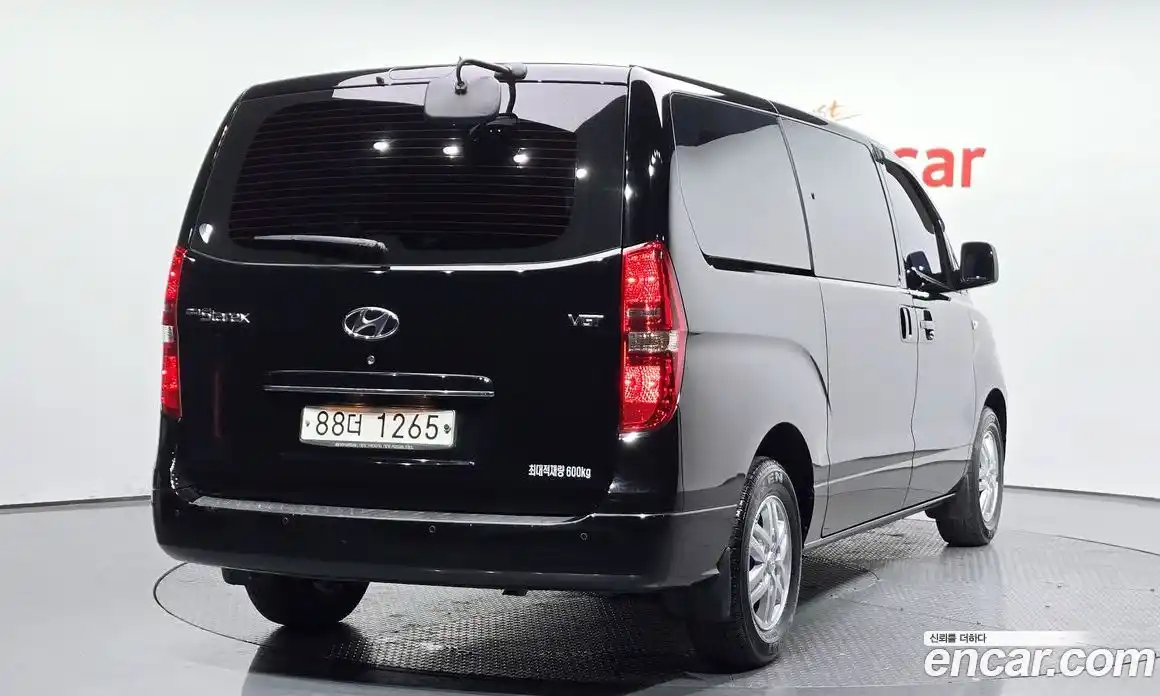 Hyundai Starex 2019 2.5 Автомат в Москве № 111085, фото 16