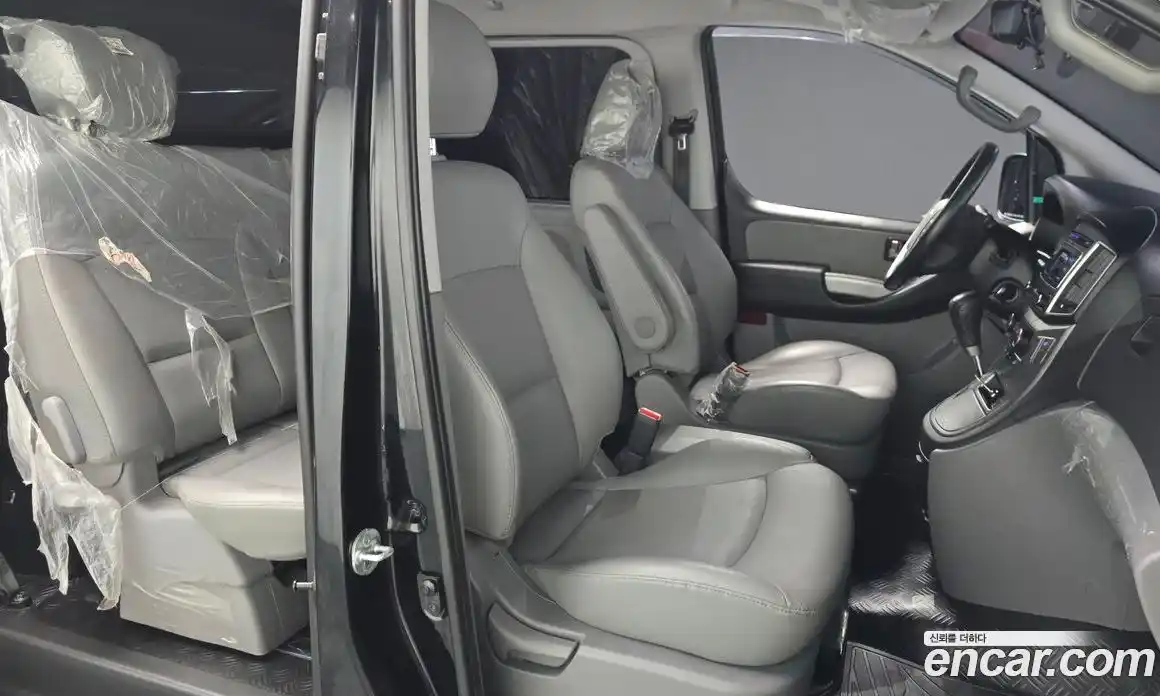 Hyundai Starex 2019 2.5 Автомат в Москве № 111085, фото 20