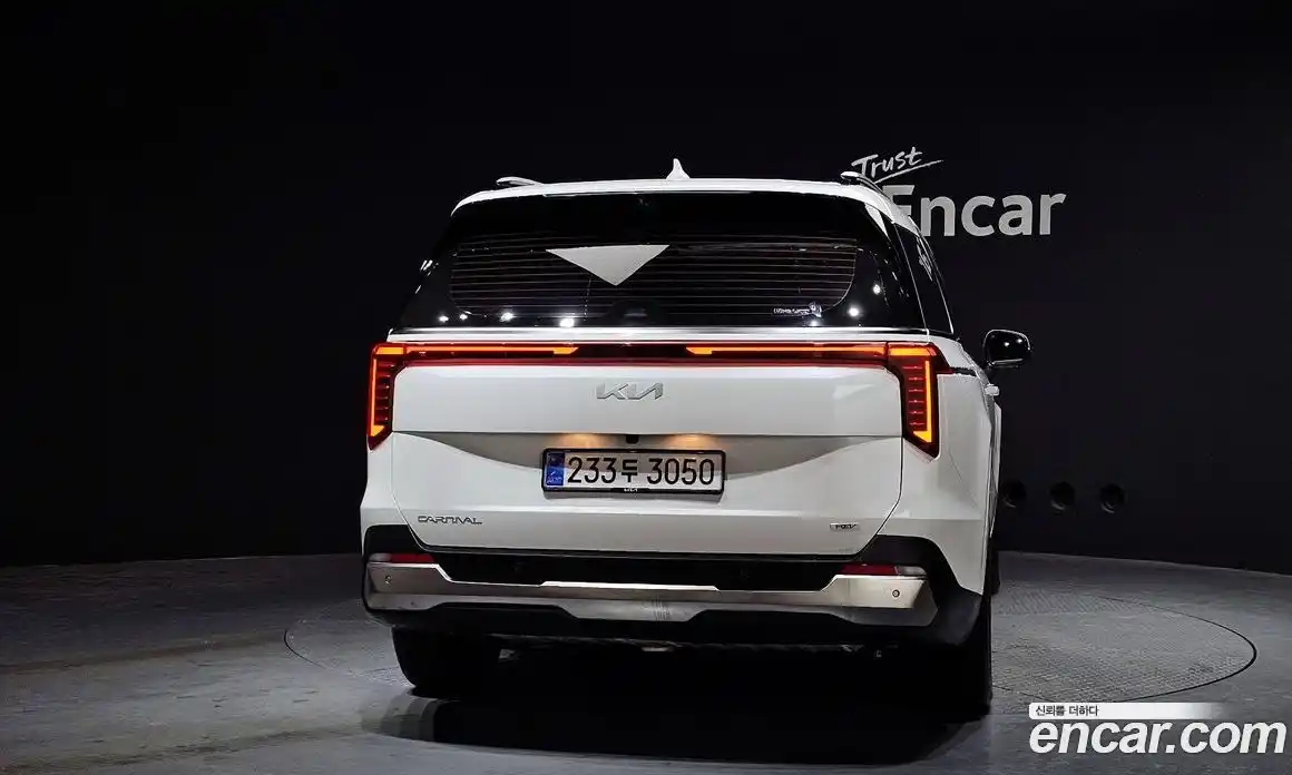 Kia Canival 2025 1.6 Автомат в Москве № 114122, фото 15