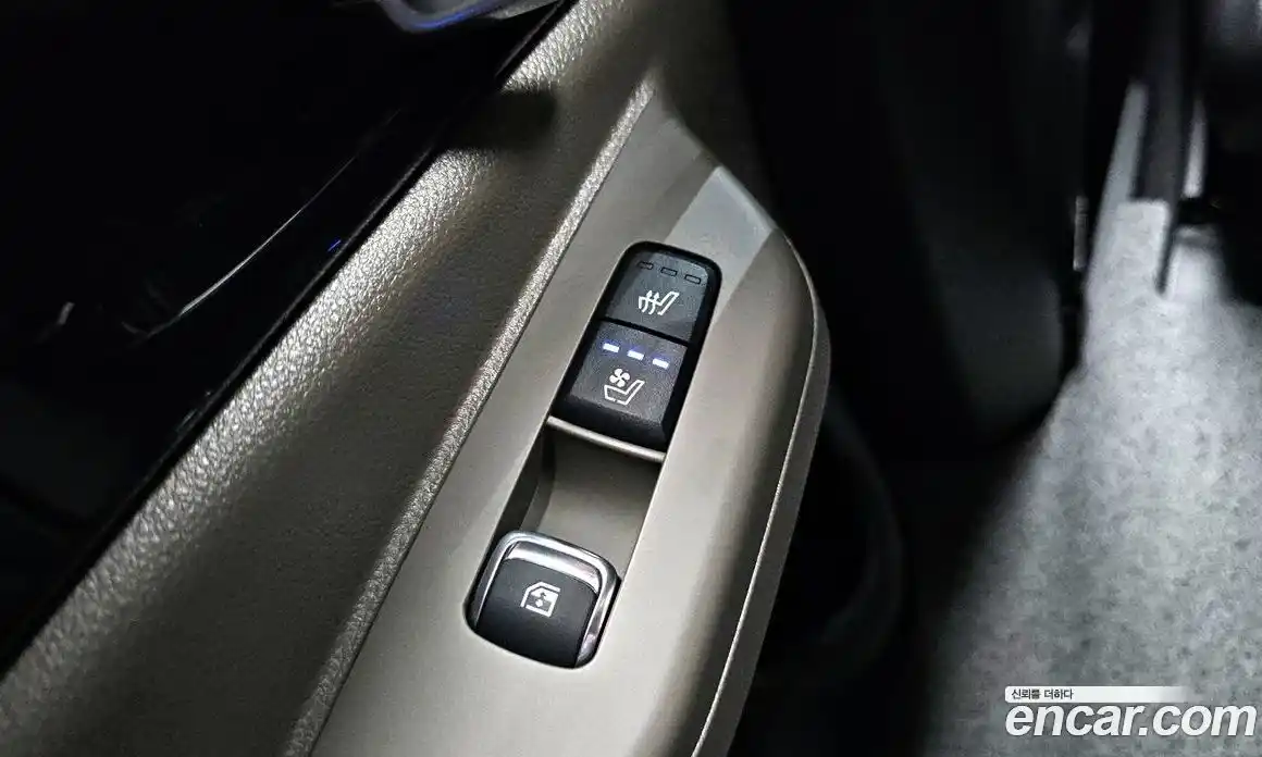 Kia Canival 2025 1.6 Автомат в Москве № 114122, фото 18