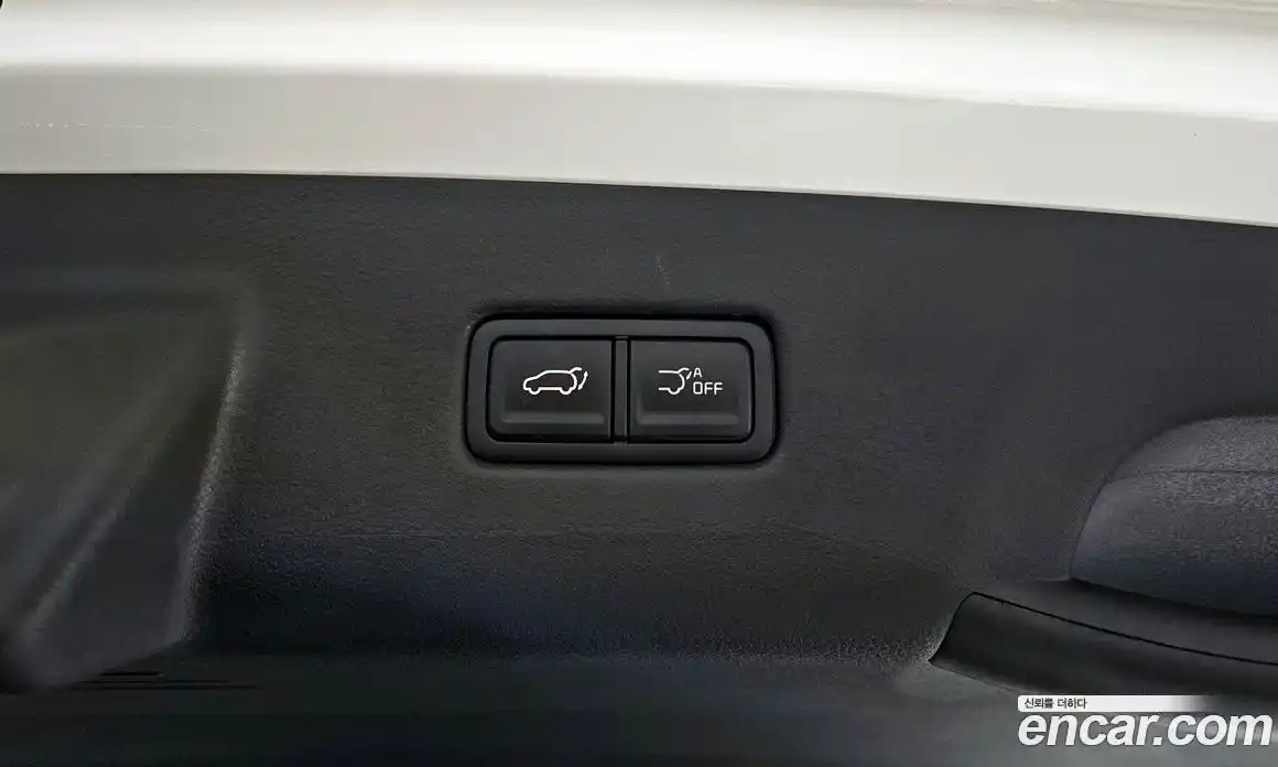 Kia Canival 2025 1.6 Автомат в Москве № 114122, фото 4